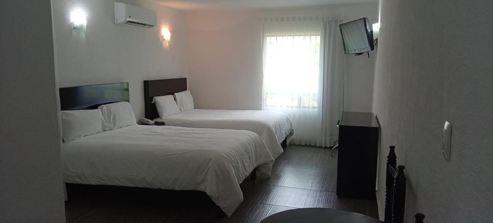 Hotel Punta Galeria